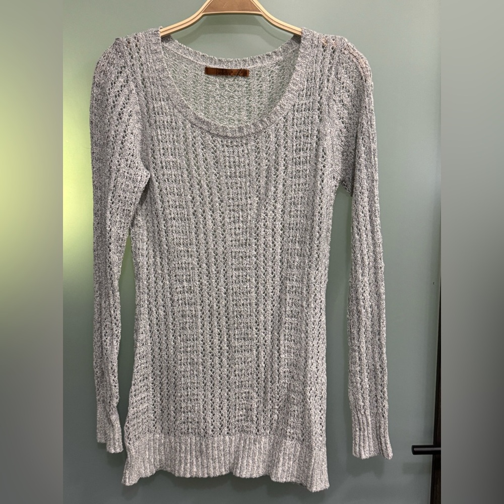 Women's Gray Knit Sweater